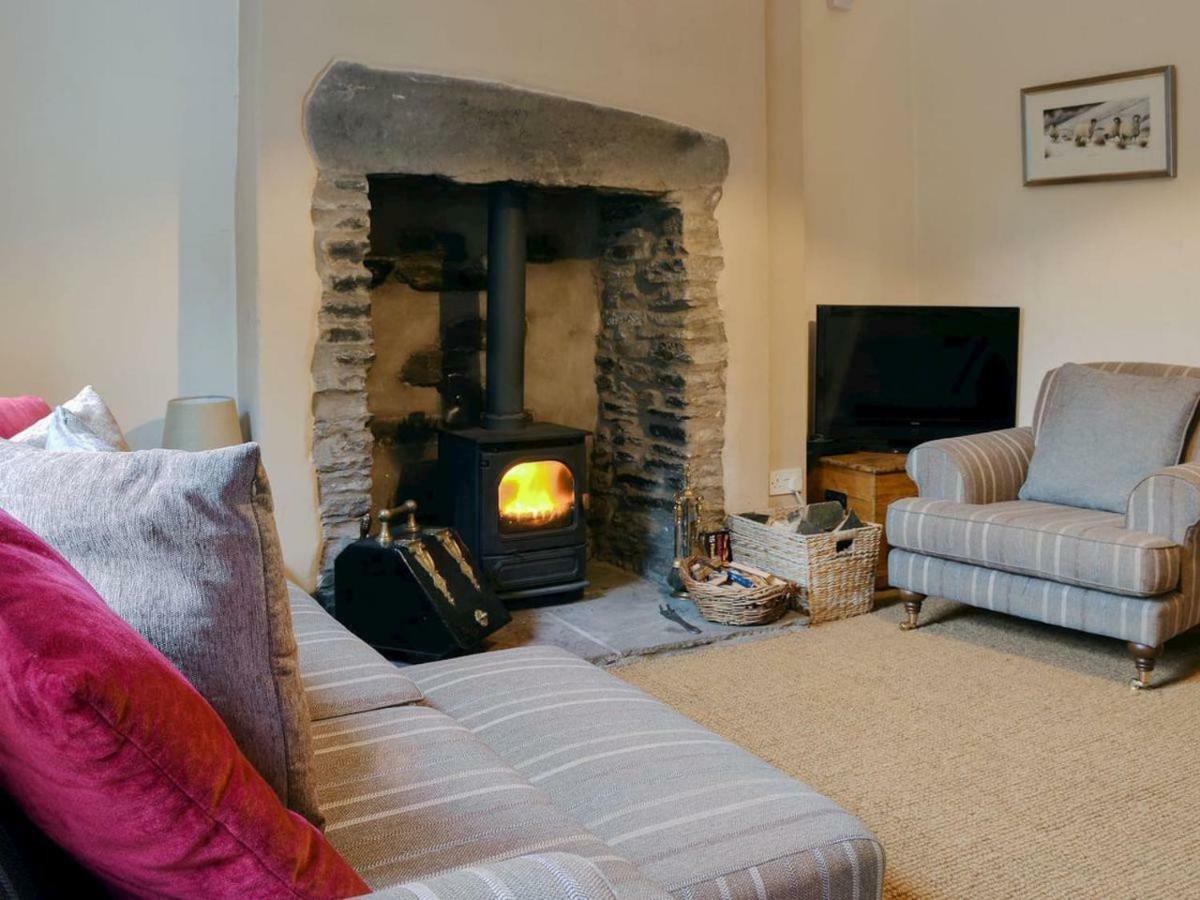 Middlegate Cottage Hawes Exterior photo